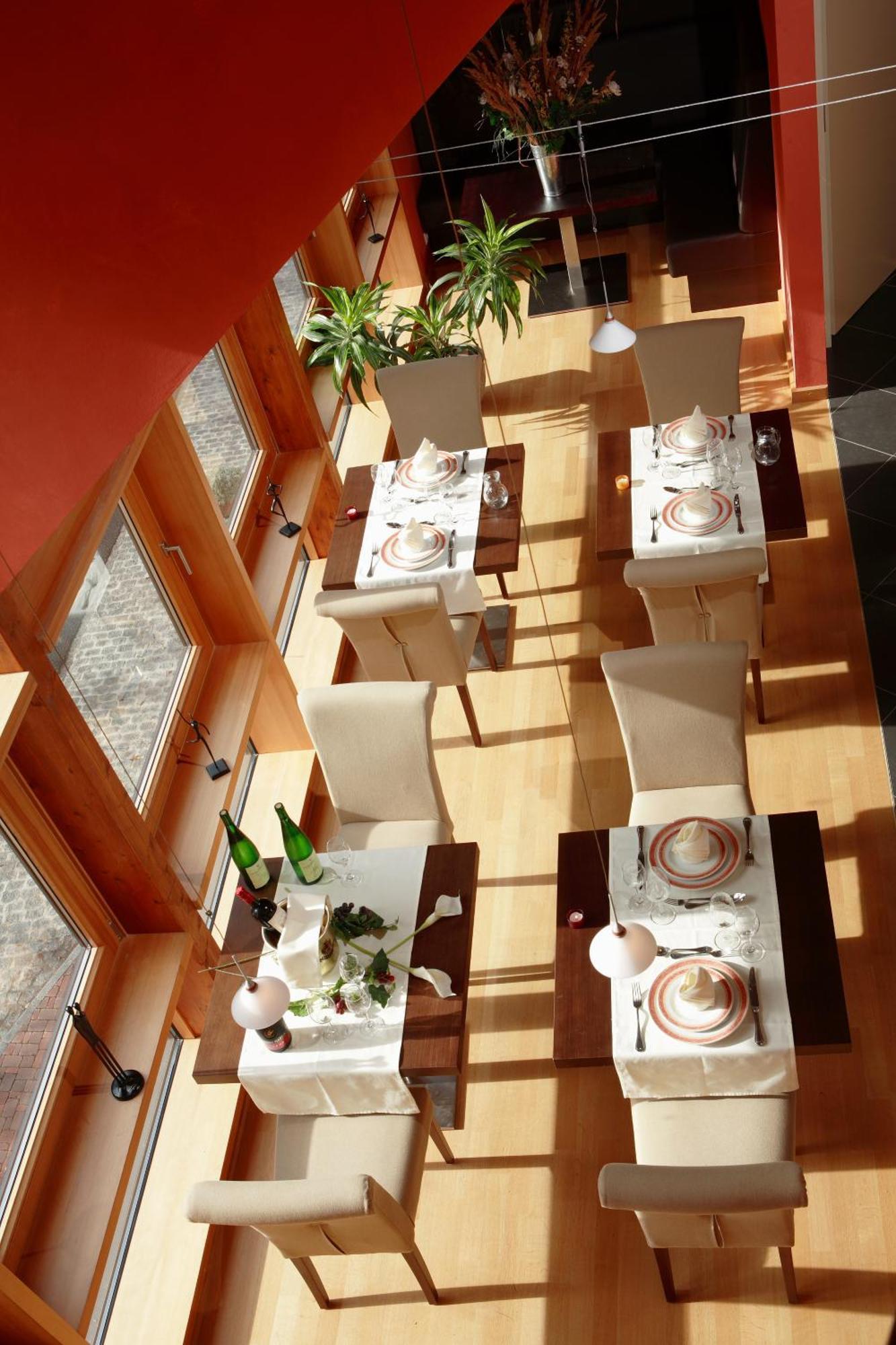 Hotel - Restaurant " Victor Hugo" วีองเดน ภายนอก รูปภาพ