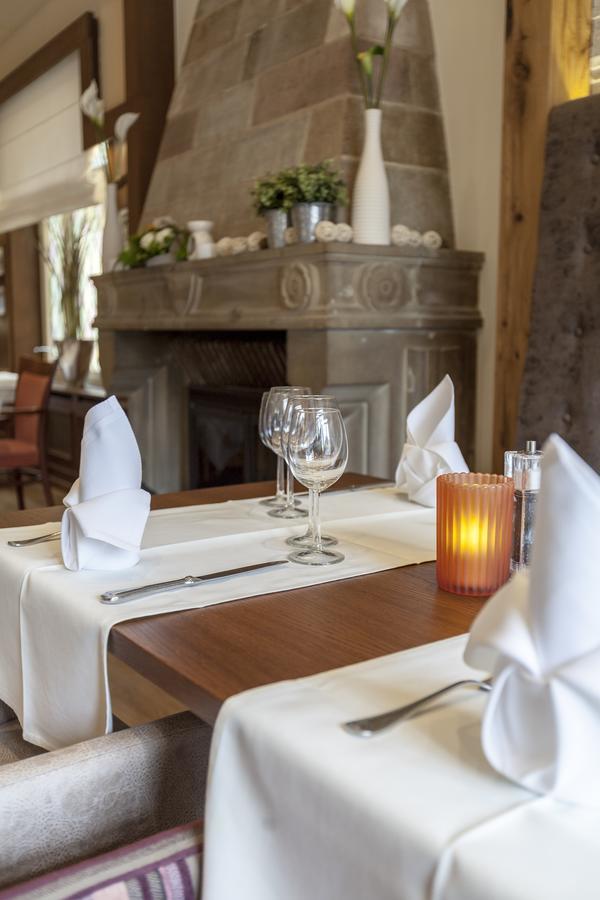 Hotel - Restaurant " Victor Hugo" วีองเดน ภายนอก รูปภาพ