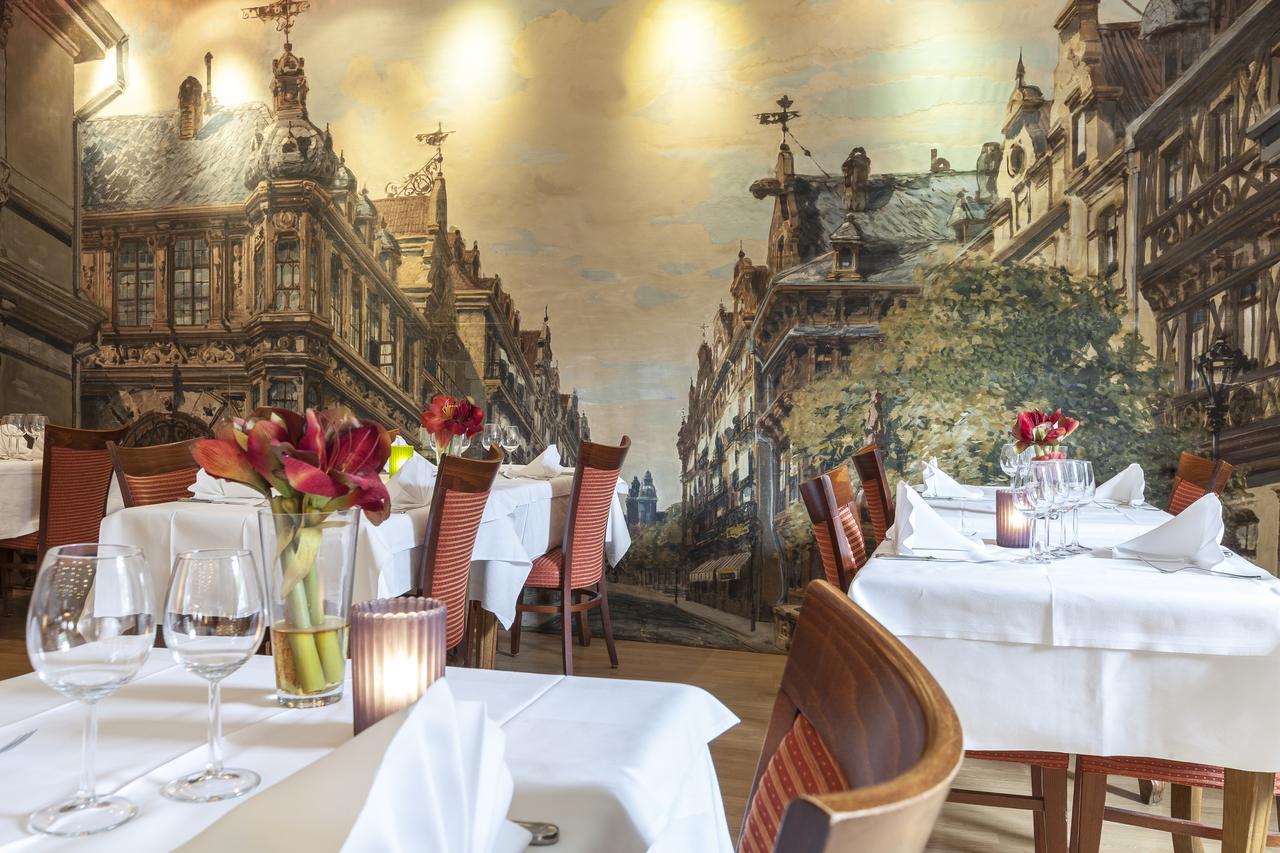 Hotel - Restaurant " Victor Hugo" วีองเดน ภายนอก รูปภาพ